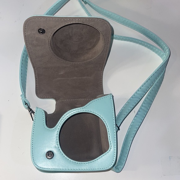 POLAROID CAMERA CASE - Picture 4 of 7